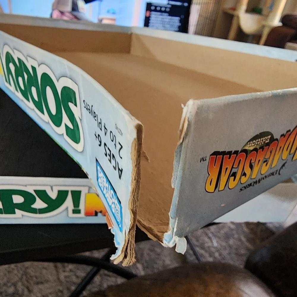 2005 Sorry Madagascar Edition Ages 6+ Parker Brothers Sorry!